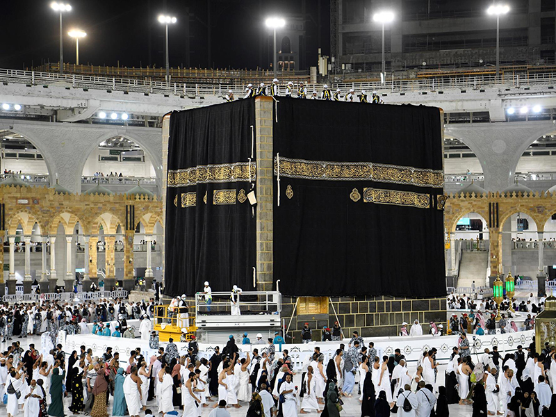 تكلفة كسوة الكعبة المشرفة بلغت حوالى 7 مليون دولار أمريكي